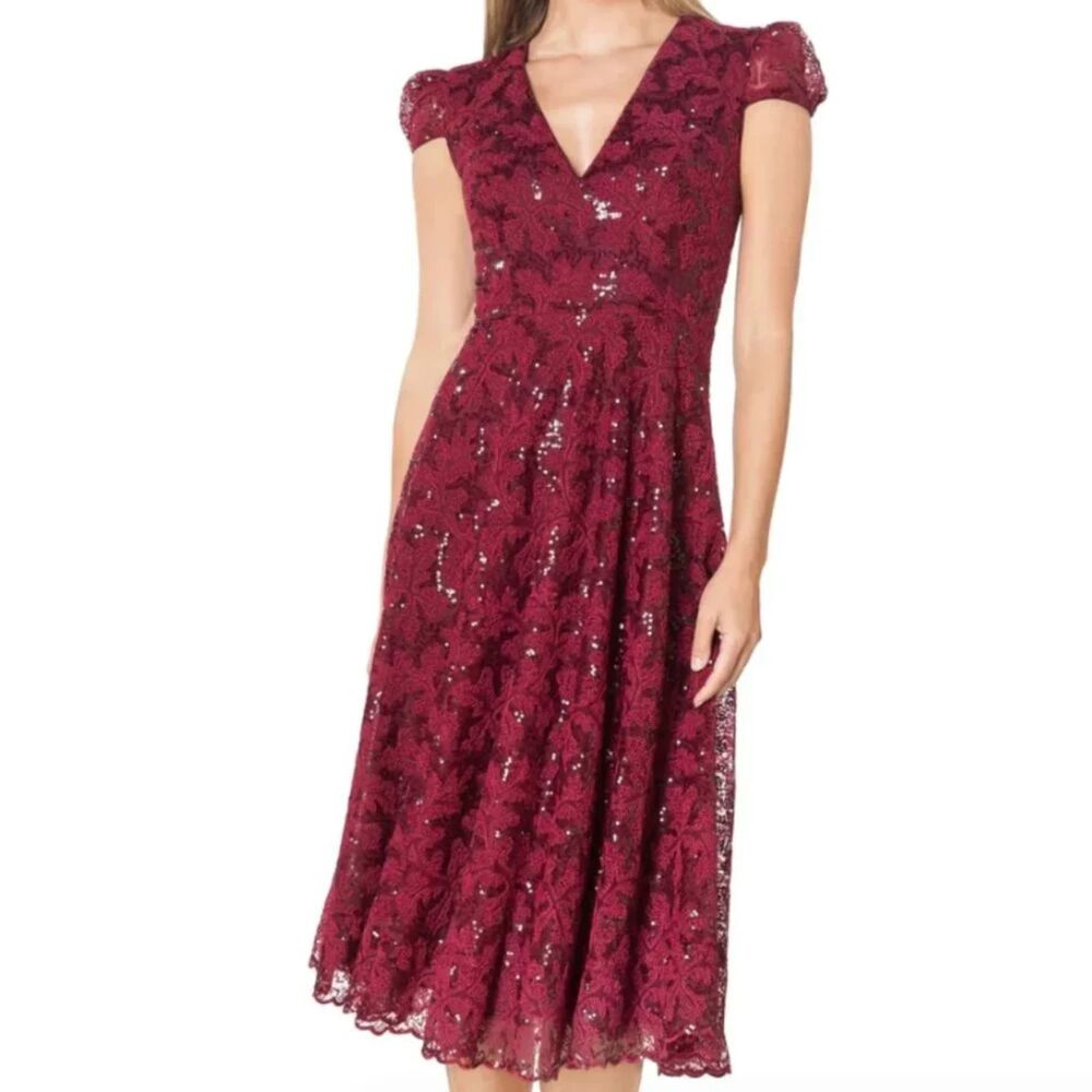 DRESS THE POPULATION MAGDALENA Dress M Burgundy Lace Sequin fit & flare holiday